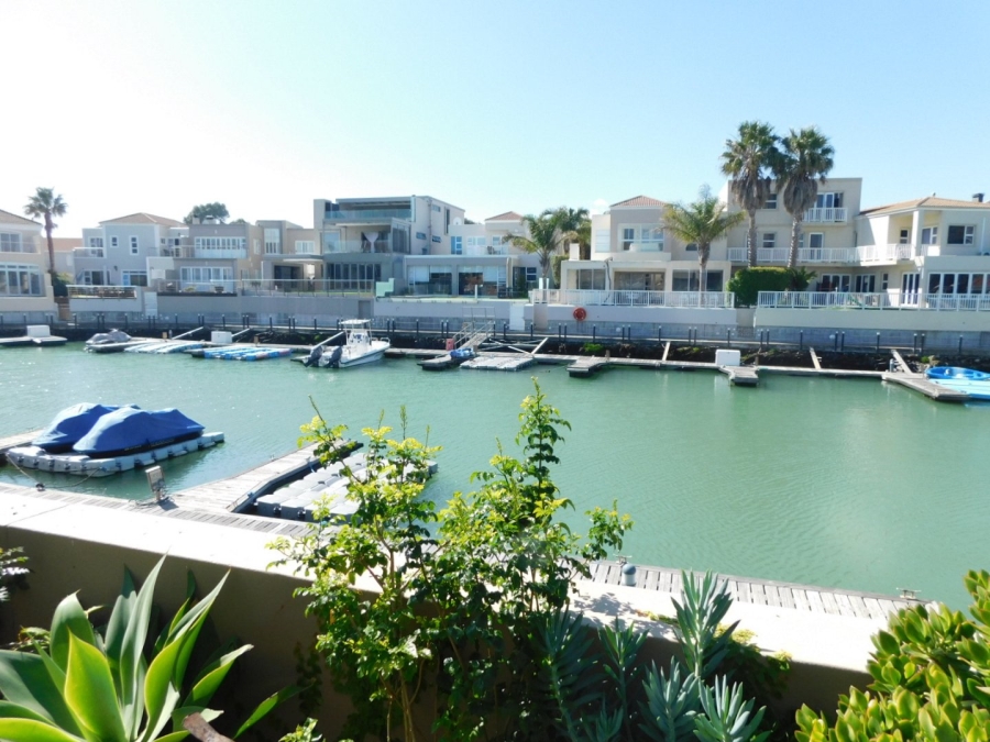 4 Bedroom Property for Sale in Harbour Island Western Cape